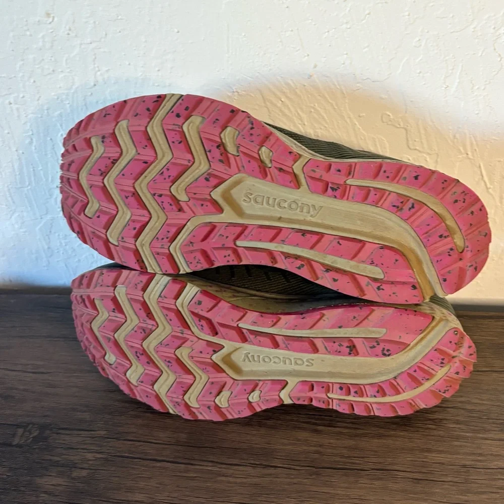 Saucony‎ Pine Green Pink Guide 13 TR Trail Running Shoes Sneakers Womens Sz 12